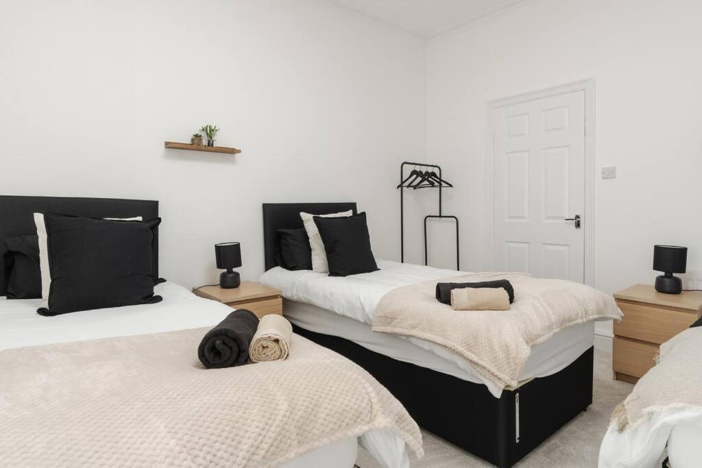 Liverpool 3 Bed House Экстерьер фото