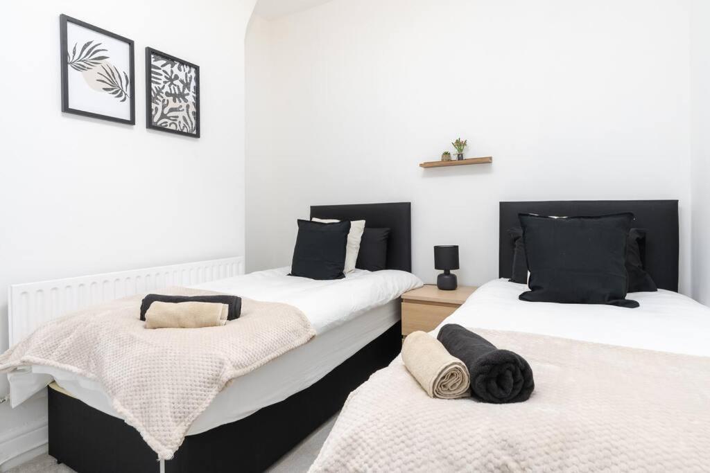 Liverpool 3 Bed House Экстерьер фото